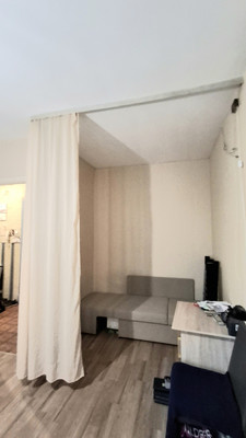 Продам двухкомнатную (2-комн.) квартиру, Решетникова ул, 9, Санкт-Петербург г