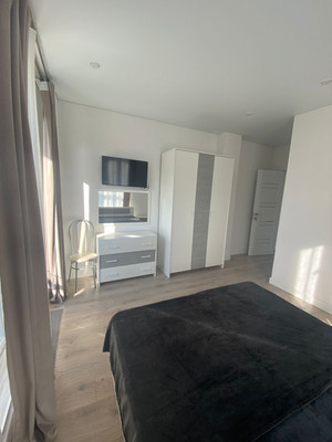 Сдам трехкомнатную (3-комн.) квартиру, Туапсинская (Центральный р-н) ул, 10, Сочи г