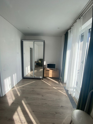 Сдам трехкомнатную (3-комн.) квартиру, Туапсинская (Центральный р-н) ул, 10, Сочи г