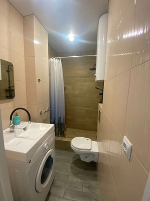 Сдам трехкомнатную (3-комн.) квартиру, Туапсинская (Центральный р-н) ул, 10, Сочи г