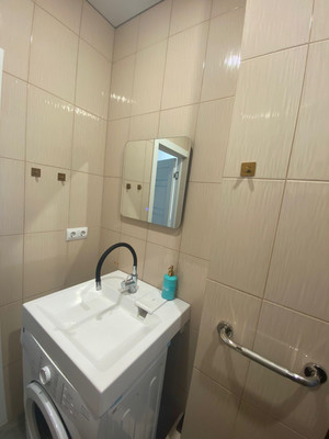 Сдам трехкомнатную (3-комн.) квартиру, Туапсинская (Центральный р-н) ул, 10, Сочи г