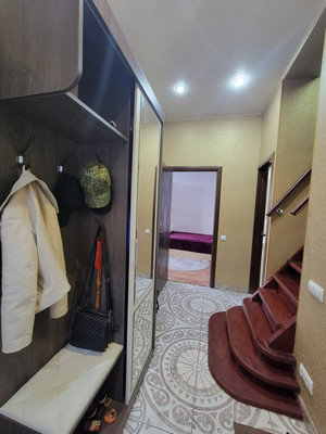 Продам трехкомнатную (3-комн.) квартиру, Учительская (Хостинский р-н) ул, 24г, Сочи г