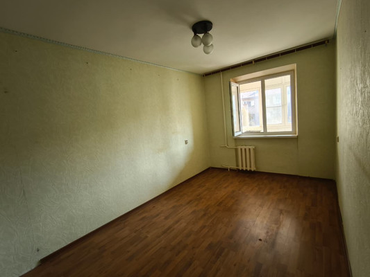 Продам двухкомнатную (2-комн.) квартиру, Школьная ул, 2А, Агой с