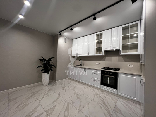 Продам двухкомнатную (2-комн.) квартиру, Жмайлова ул, 4к10, Ростов-на-Дону г