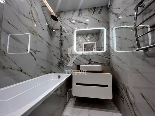 Продам двухкомнатную (2-комн.) квартиру, Жмайлова ул, 4к10, Ростов-на-Дону г