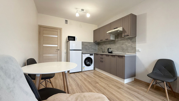 Продам однокомнатную (1-комн.) квартиру, Орлово-Денисовский пр-кт, 15к1, Санкт-Петербург г