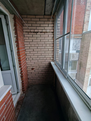 Продам комнату в 6-комн. квартире, Металлургов ул, 4, Колпино г