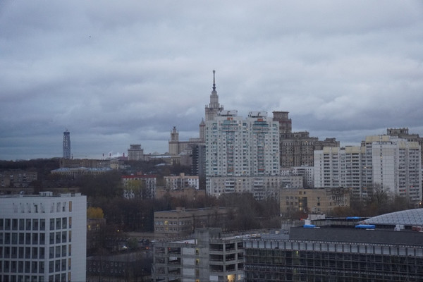 Продам трехкомнатную (3-комн.) квартиру, Генерала Дорохова ул, 49, Москва г