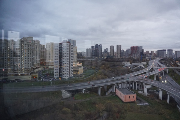 Продам трехкомнатную (3-комн.) квартиру, Генерала Дорохова ул, 49, Москва г