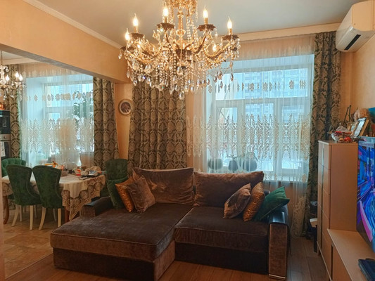 Продам трехкомнатную (3-комн.) квартиру, Трофимова ул, 35к20, Москва г