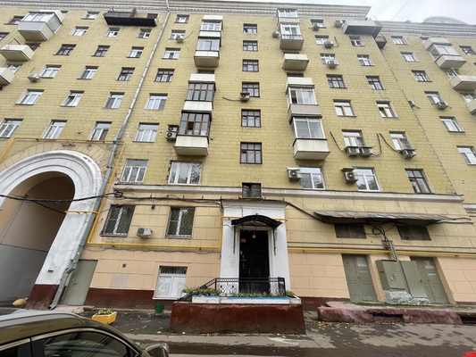 Продам трехкомнатную (3-комн.) квартиру, Трофимова ул, 35к20, Москва г