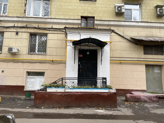 Продам трехкомнатную (3-комн.) квартиру, Трофимова ул, 35к20, Москва г