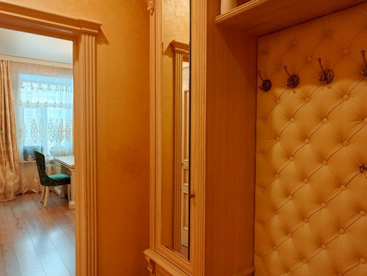 Продам трехкомнатную (3-комн.) квартиру, Трофимова ул, 35к20, Москва г