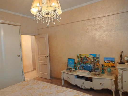 Продам трехкомнатную (3-комн.) квартиру, Трофимова ул, 35к20, Москва г