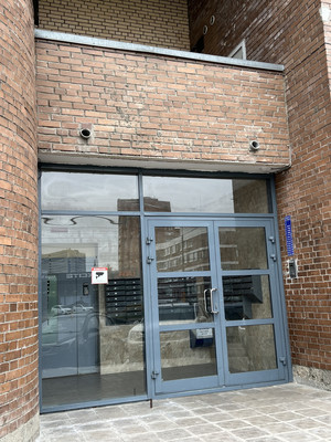 Продам однокомнатную (1-комн.) квартиру, Коломяжский пр-кт, 28к3, Санкт-Петербург г