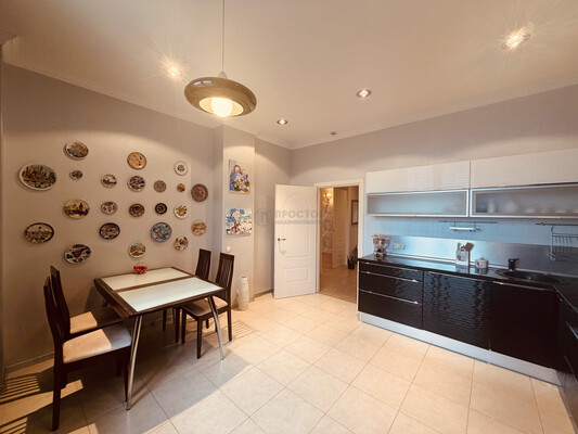 Продам однокомнатную (1-комн.) квартиру, Берёзовой Рощи проезд, 12, Москва г