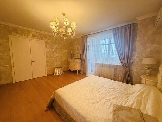 Продам однокомнатную (1-комн.) квартиру, Берёзовой Рощи проезд, 12, Москва г