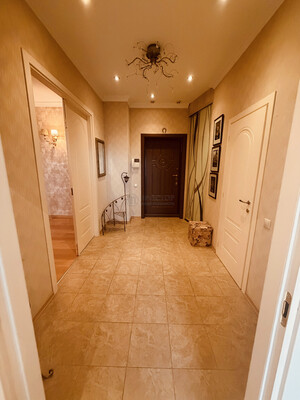 Продам однокомнатную (1-комн.) квартиру, Берёзовой Рощи проезд, 12, Москва г