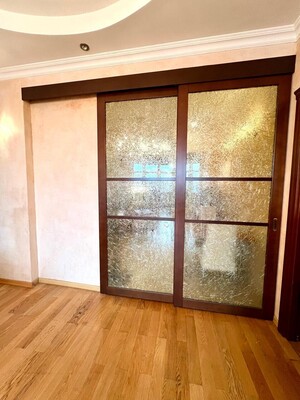 Продам трехкомнатную (3-комн.) квартиру, Нежинская ул, 8к1, Москва г