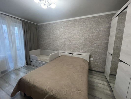 Продам двухкомнатную (2-комн.) квартиру, Балаклавская ул, 73Б, Пионерское с