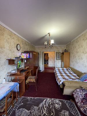 Продам трехкомнатную (3-комн.) квартиру, Бела Куна ул, 7, Симферополь г