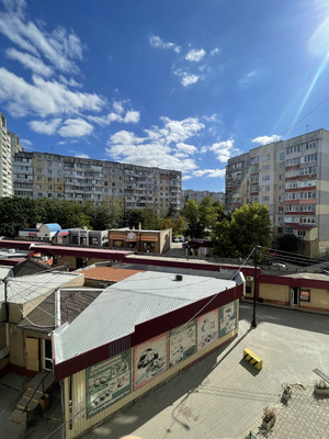 Продам трехкомнатную (3-комн.) квартиру, Бела Куна ул, 7, Симферополь г