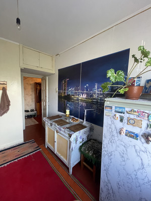 Продам трехкомнатную (3-комн.) квартиру, Бела Куна ул, 7, Симферополь г