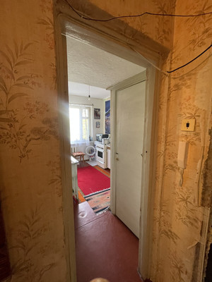 Продам трехкомнатную (3-комн.) квартиру, Бела Куна ул, 7, Симферополь г