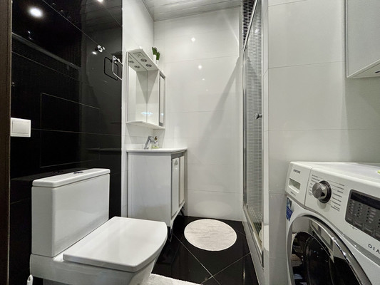 Продам многокомнатную квартиру, Лейтенанта Шмидта ул, 21, Новороссийск г