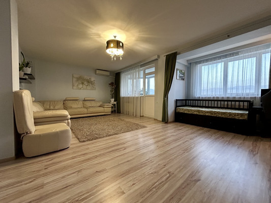 Продам многокомнатную квартиру, Лейтенанта Шмидта ул, 21, Новороссийск г