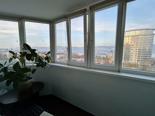 Продам многокомнатную квартиру, Лейтенанта Шмидта ул, 21, Новороссийск г