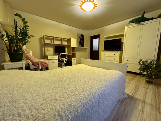 Продам многокомнатную квартиру, Лейтенанта Шмидта ул, 21, Новороссийск г