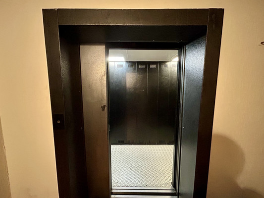 Продам многокомнатную квартиру, Лейтенанта Шмидта ул, 21, Новороссийск г