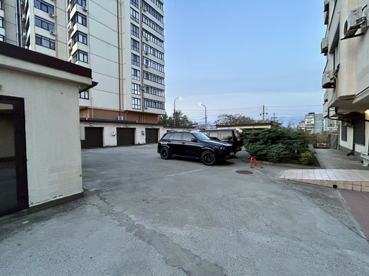 Продам многокомнатную квартиру, Лейтенанта Шмидта ул, 21, Новороссийск г