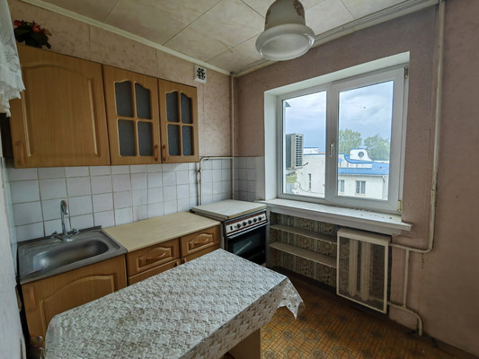 Продам двухкомнатную (2-комн.) квартиру, Ленина ул, 23, Белореченск г