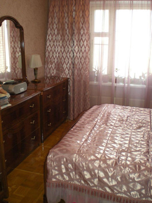 Продам трехкомнатную (3-комн.) квартиру, Свердлова ул, 15/3, Балашиха г