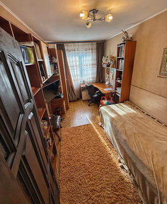 Продам трехкомнатную (3-комн.) квартиру, им. Дзержинского ул, 131, Краснодар г