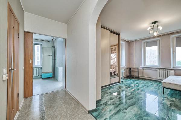 Продам однокомнатную (1-комн.) квартиру, Мартеновская ул, 4, Москва г