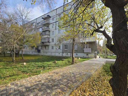 Продам двухкомнатную (2-комн.) квартиру, Кондрашина ул, 84, Октябрьское пгт