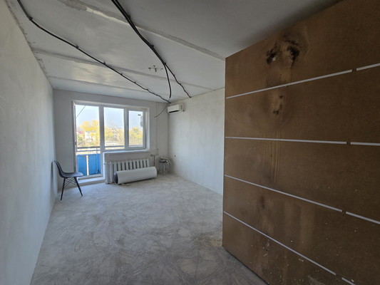 Продам двухкомнатную (2-комн.) квартиру, Кондрашина ул, 84, Октябрьское пгт