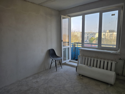 Продам двухкомнатную (2-комн.) квартиру, Кондрашина ул, 84, Октябрьское пгт