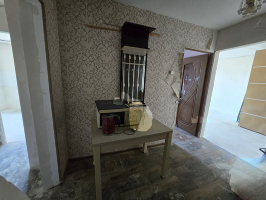 Продам двухкомнатную (2-комн.) квартиру, Кондрашина ул, 84, Октябрьское пгт