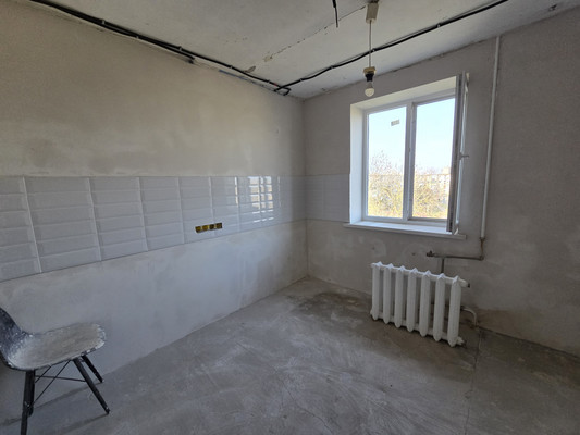 Продам двухкомнатную (2-комн.) квартиру, Кондрашина ул, 84, Октябрьское пгт