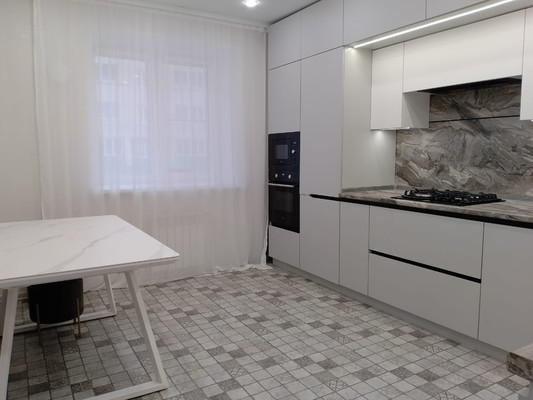 Продам двухкомнатную (2-комн.) квартиру, Самоцветы мкр, 12, Иваново г