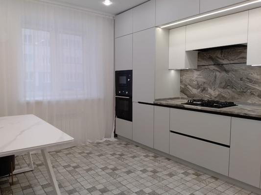 Продам двухкомнатную (2-комн.) квартиру, Самоцветы мкр, 12, Иваново г