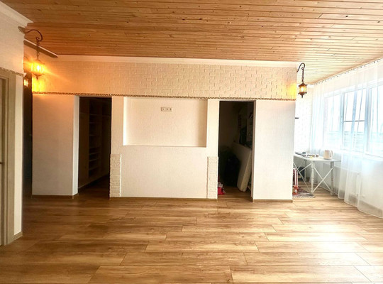 Продам двухкомнатную (2-комн.) квартиру, Луговая ул, 3кА4, Яблоновский пгт