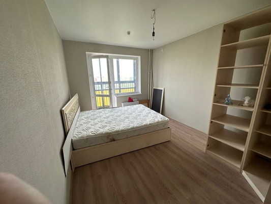 Продам двухкомнатную (2-комн.) квартиру, Мира ул, 4к4, Люберцы г