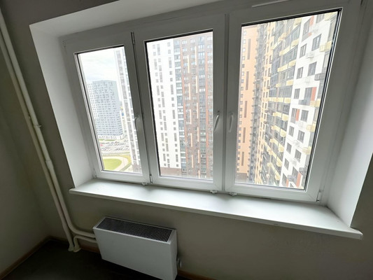 Продам двухкомнатную (2-комн.) квартиру, Мира ул, 4к4, Люберцы г