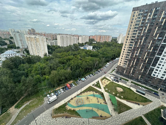 Продам двухкомнатную (2-комн.) квартиру, Мира ул, 4к4, Люберцы г