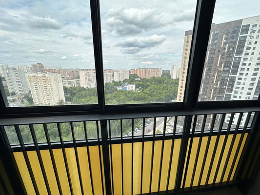 Продам двухкомнатную (2-комн.) квартиру, Мира ул, 4к4, Люберцы г